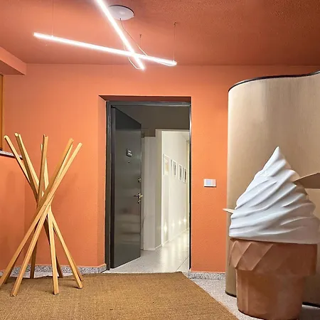 Nest With Private Garage Διαμέρισμα *