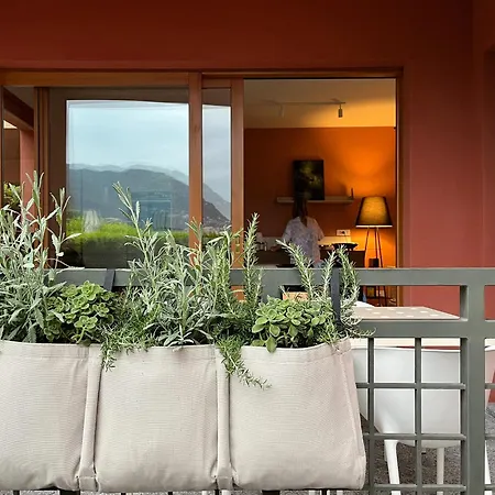 Nest With Private Garage